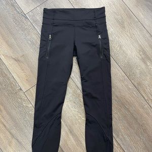 Lululemon Women’s leggings size 4